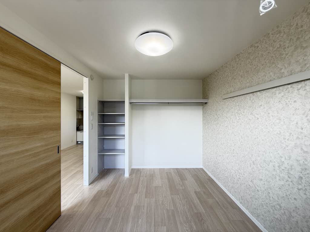 SUN VILLAGE YOSHIDA B102号-2