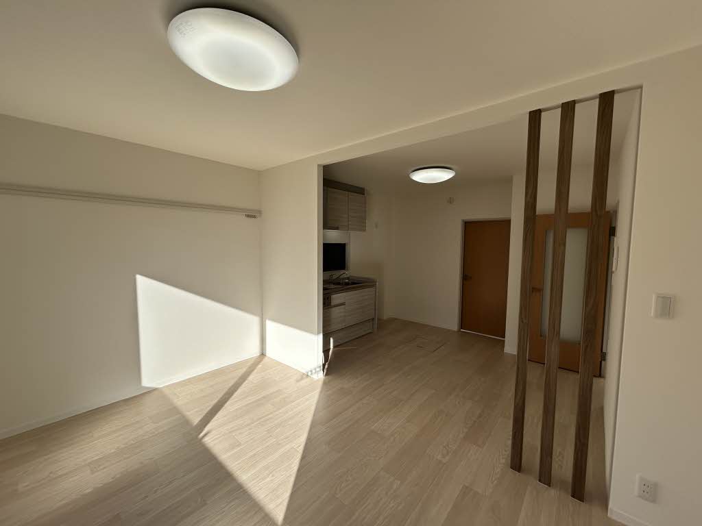 サニーハイツ B102号-3