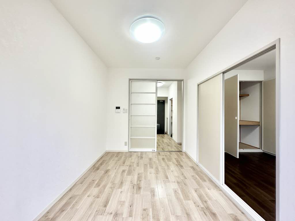 フレグランス小島 B102号-2