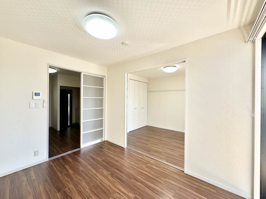 リーベン岡崎 B103号-2