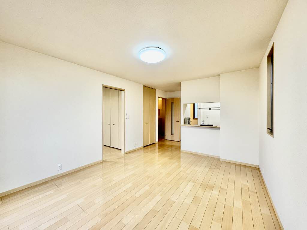 Ｗｉｎｄｓ　Ｃｏｕｒｔ 0101号-3