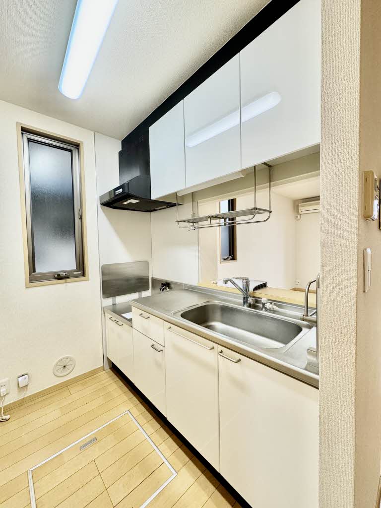 Ｗｉｎｄｓ　Ｃｏｕｒｔ 0101号-4