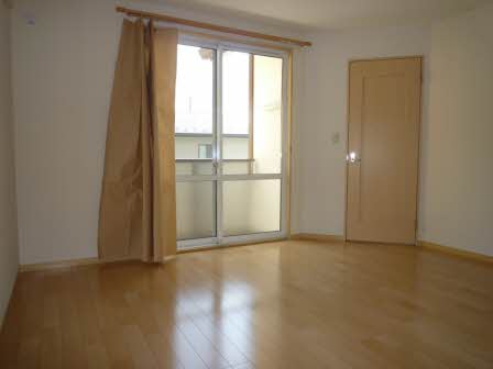 メゾンソレイユ B102号-11