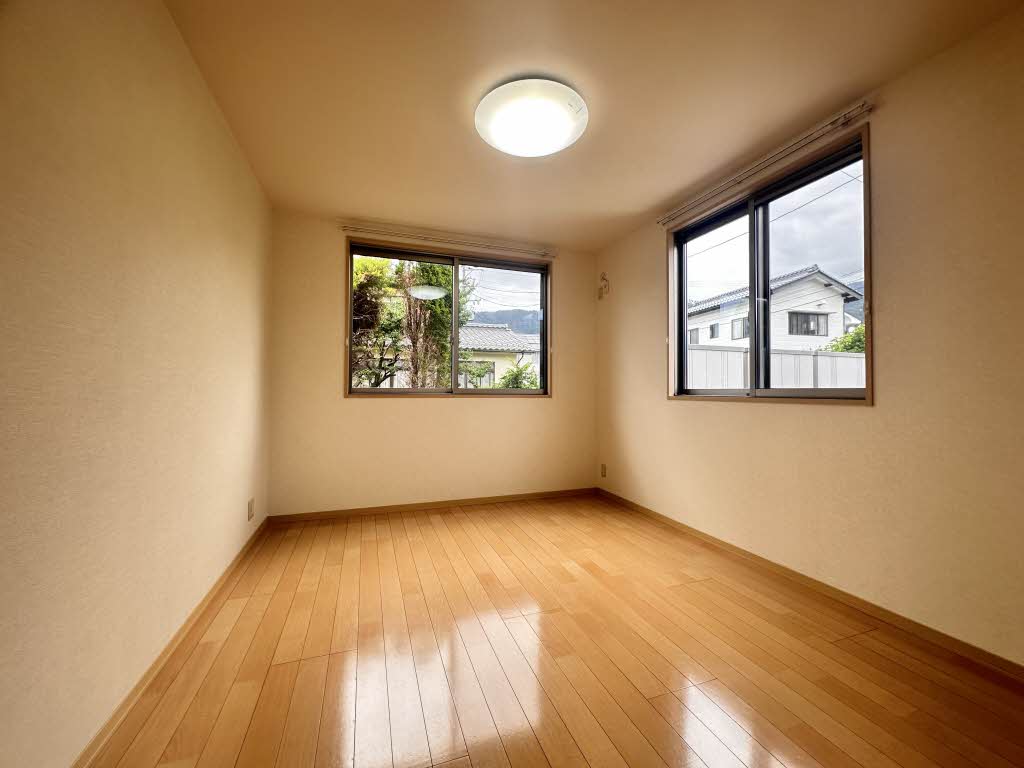 ルミエール沙羅 A101号-10