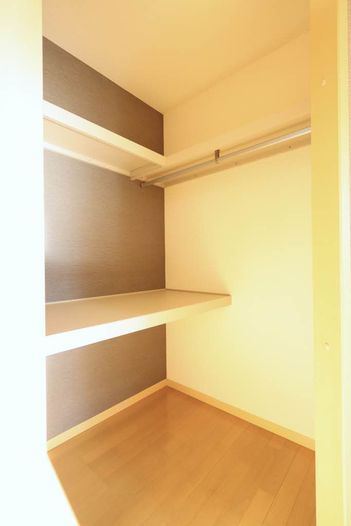 カルチェ・ブラン H105号-3