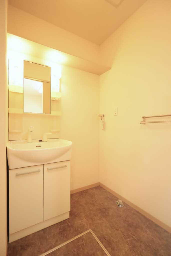 カルチェ・ブラン H105号-7