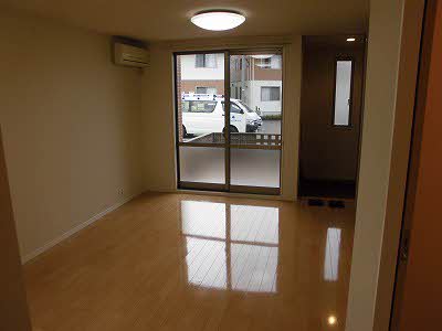 クレストタウン D102号-8