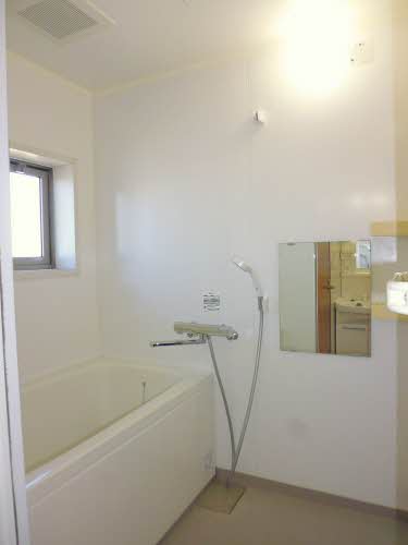 クリサ・ノーヴァ C202号-6