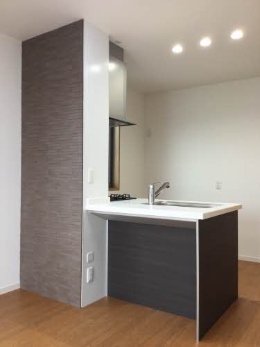 メゾン　ド　クリーク 0203号-9