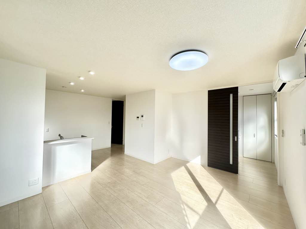 バトー　エメロード A202号-3