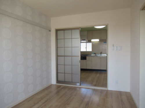 サニーコート舞々木 C202号-3