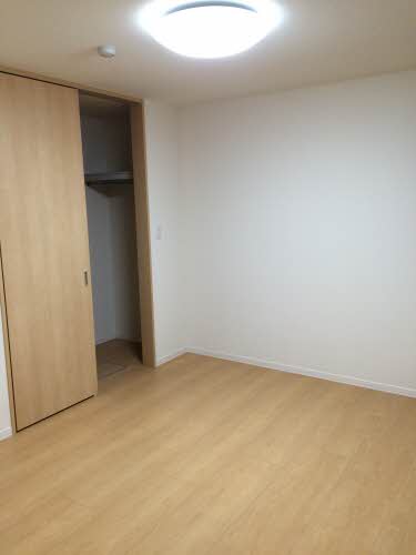 ラグジュアリープレイスタカバタ 0102号-12