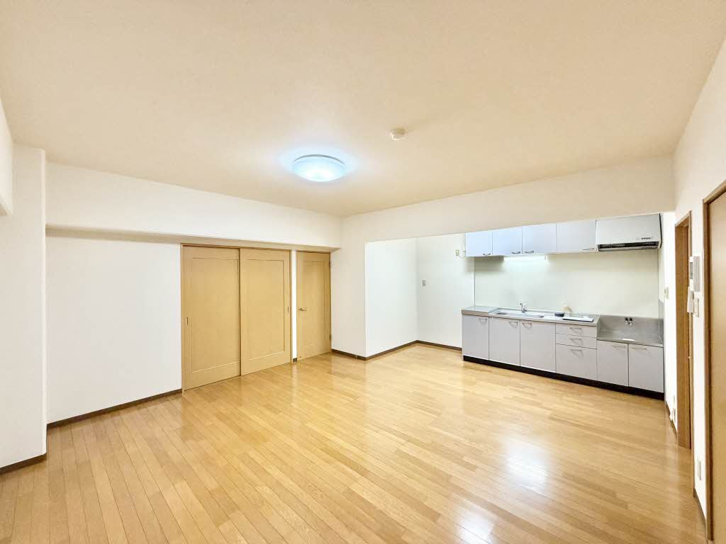 Bari Hills 0205号-3