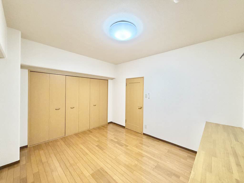 Bari Hills 0205号-10