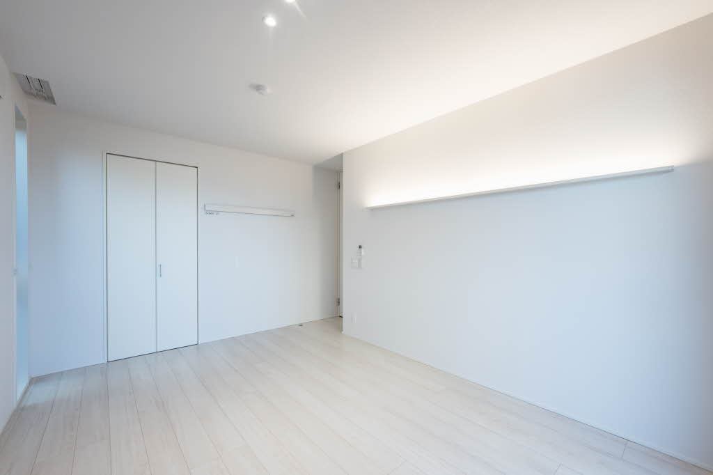 白壁　ＴＨＥ　ＧＡＲＤＥＮ 100号-5