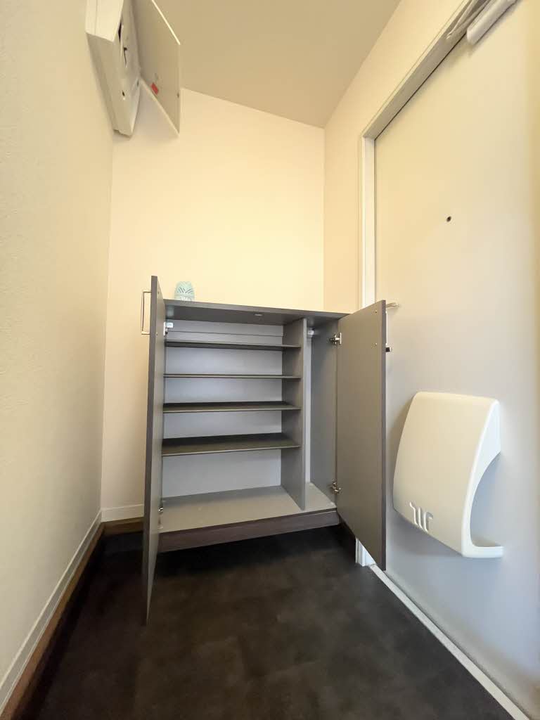 PETER RABIT PLAZA M101号-14