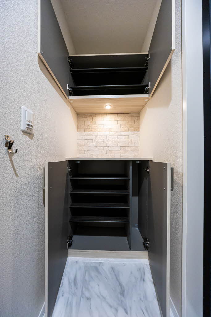 ＭＯＮＲＥＶＥ－Ｋ 0202号-3