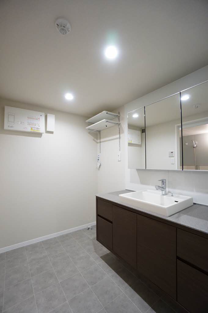 シャーメゾン菅大臣 0103号-6