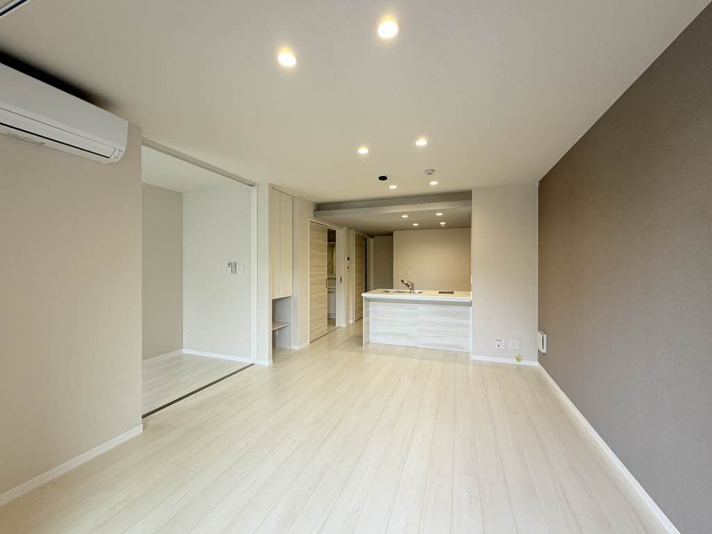 エスティーラ 0102号-4