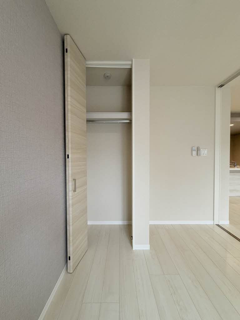 エスティーラ 0102号-7