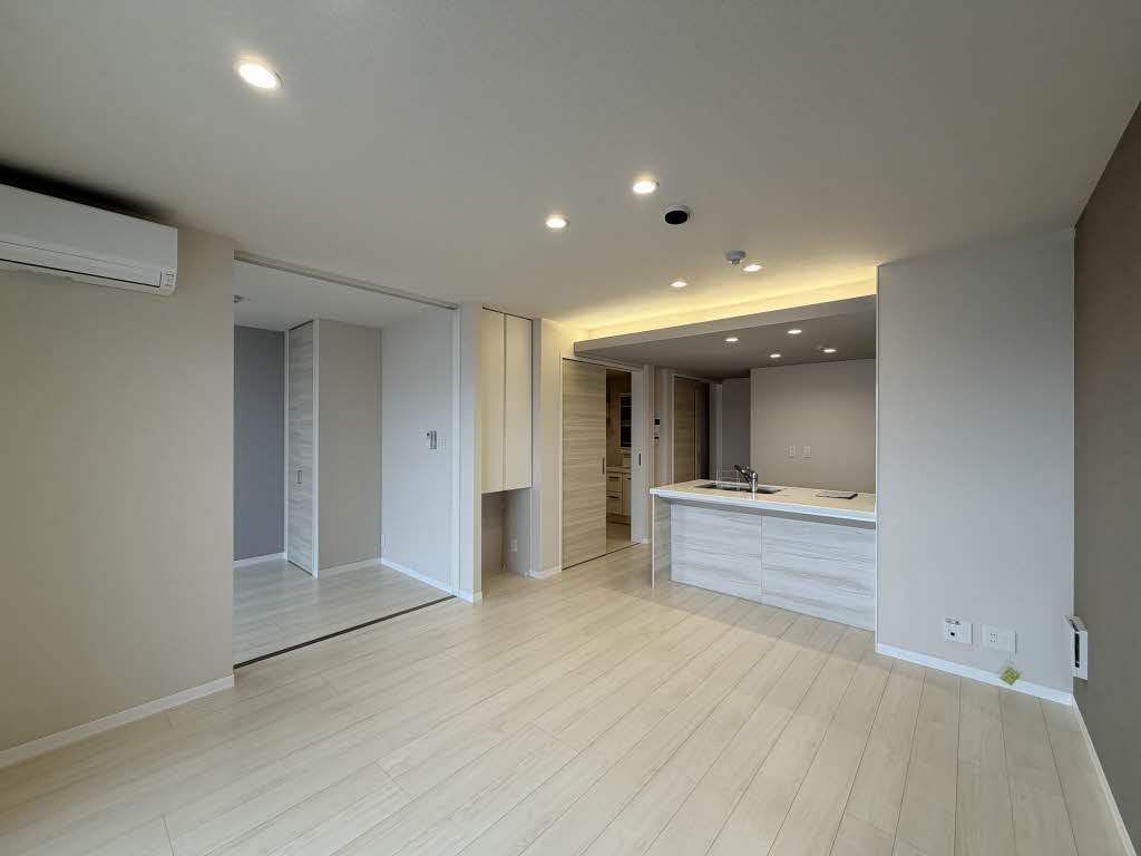 エスティーラ 0302号-3