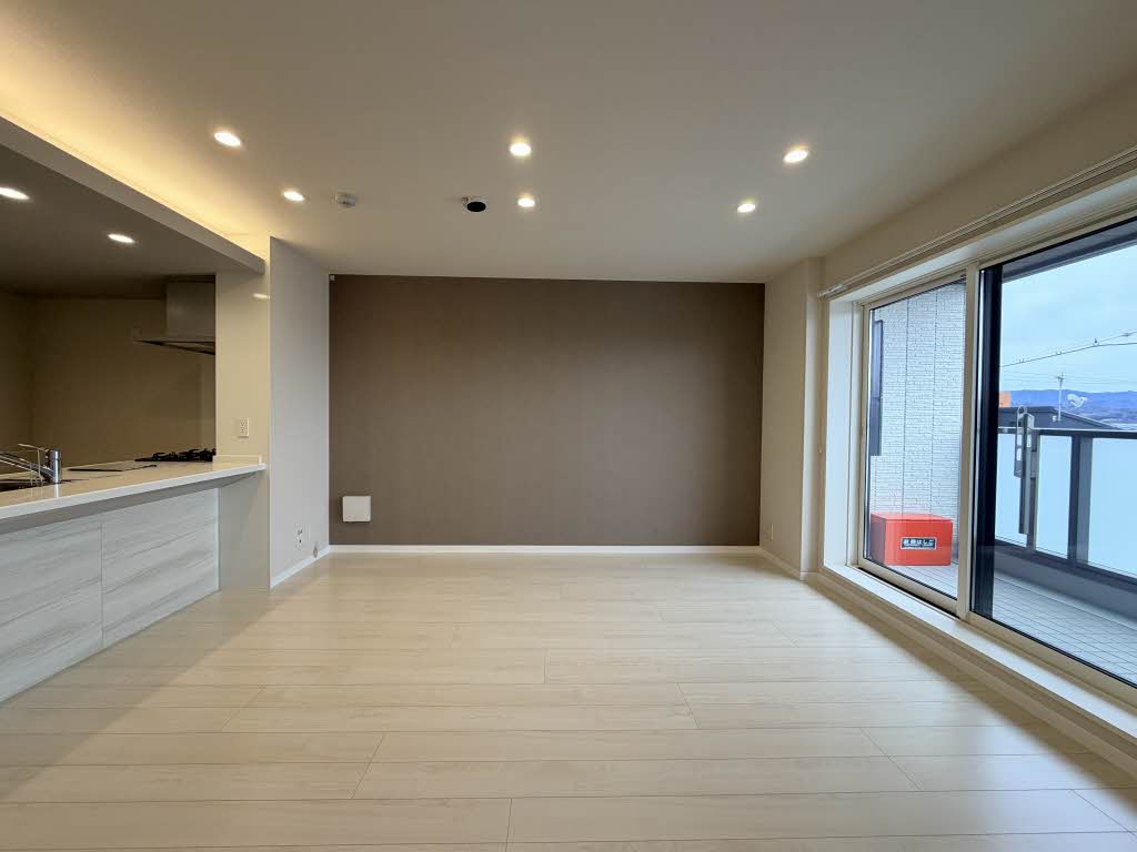 エスティーラ 0302号-4