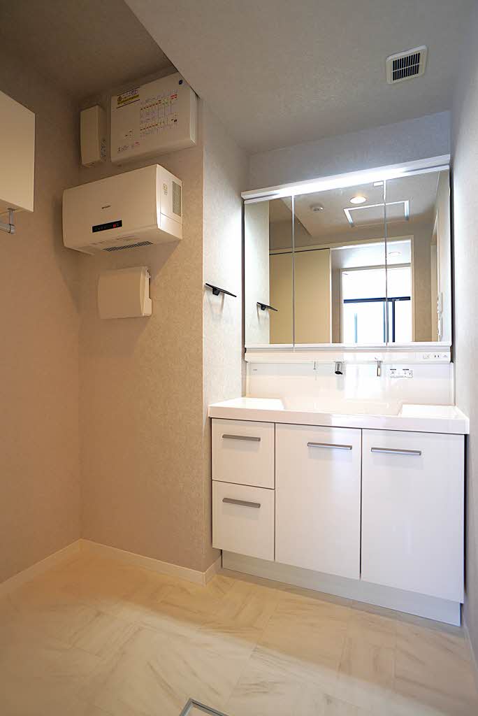 Le・Ecracie 0102号-6