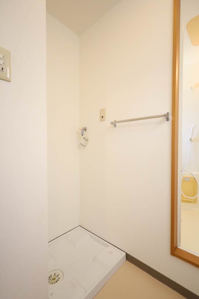 オアシス津 0201号-6