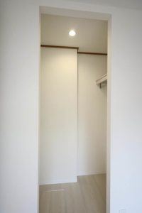 タウニー成田 0103号-8