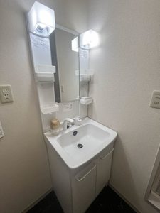 サンピア杭瀬 A102号-10