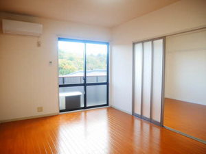 セルビア久美 0202号-3