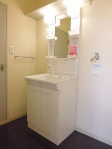 スリーゼハイツ B201号-4