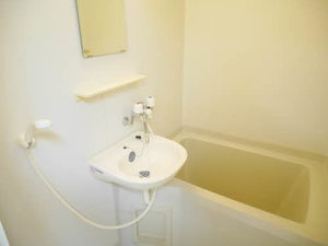 ステージア日永 E201号-9