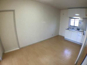 ファミール C102号-3