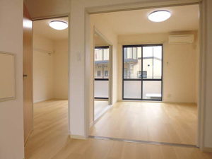 ファミール落合 C101号-2