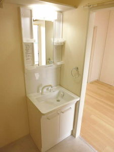 ファミール落合 C101号-4