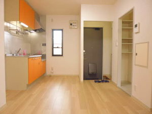 ファミール落合 C101号-8