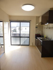 いちごハウス B202号-4