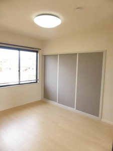 いちごハウス B202号-12