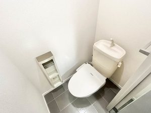 リラ　タカダ 0102号-10