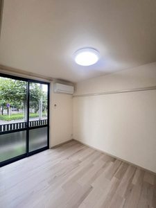 ファミールアサノ A102号-4