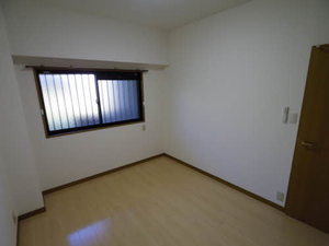 サンモール富吉 A102号-12