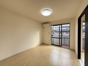 メゾン美果 A102号-9