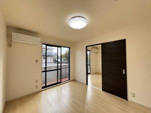 メゾン美果 A102号-10