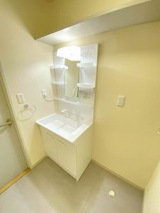 ホワイトディアス松川 B102号-12