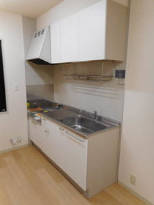 ハイタウン日の出 A102号-3