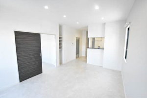 ハイタウン日の出 B103号-2