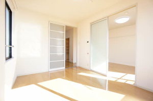 オークビレッジ B203号-3