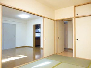 三渓ヒルズ E302号-5