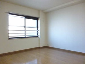 三渓ヒルズ E302号-7